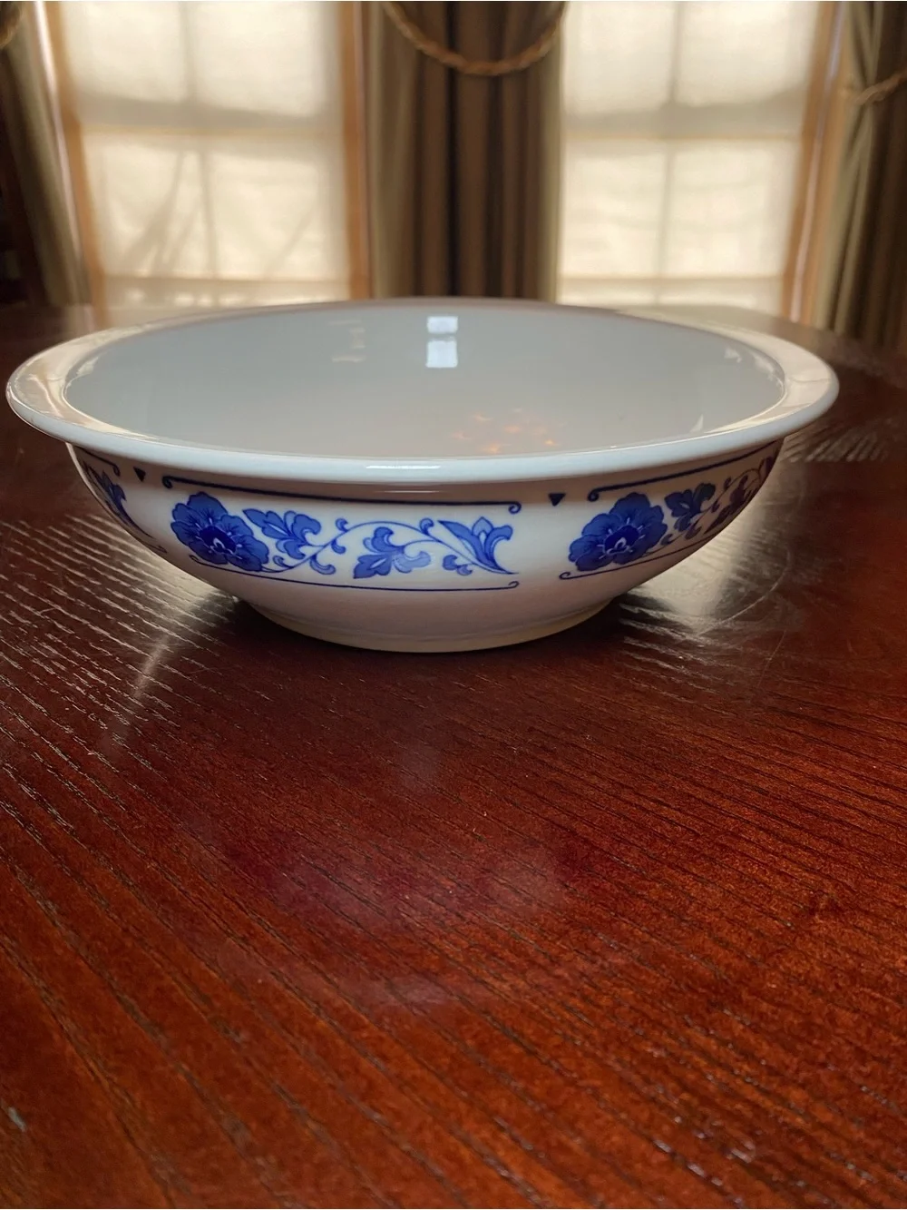 Chinese Blue and White Porcelain Serving Bowl 9.5 inches round